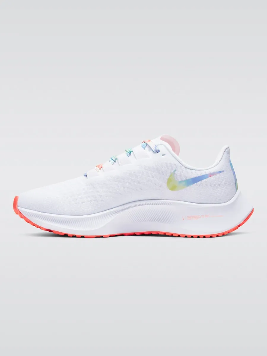 Air Zoom Pegasus 37 Sneaker - White/Multi-Color-Bright Mango