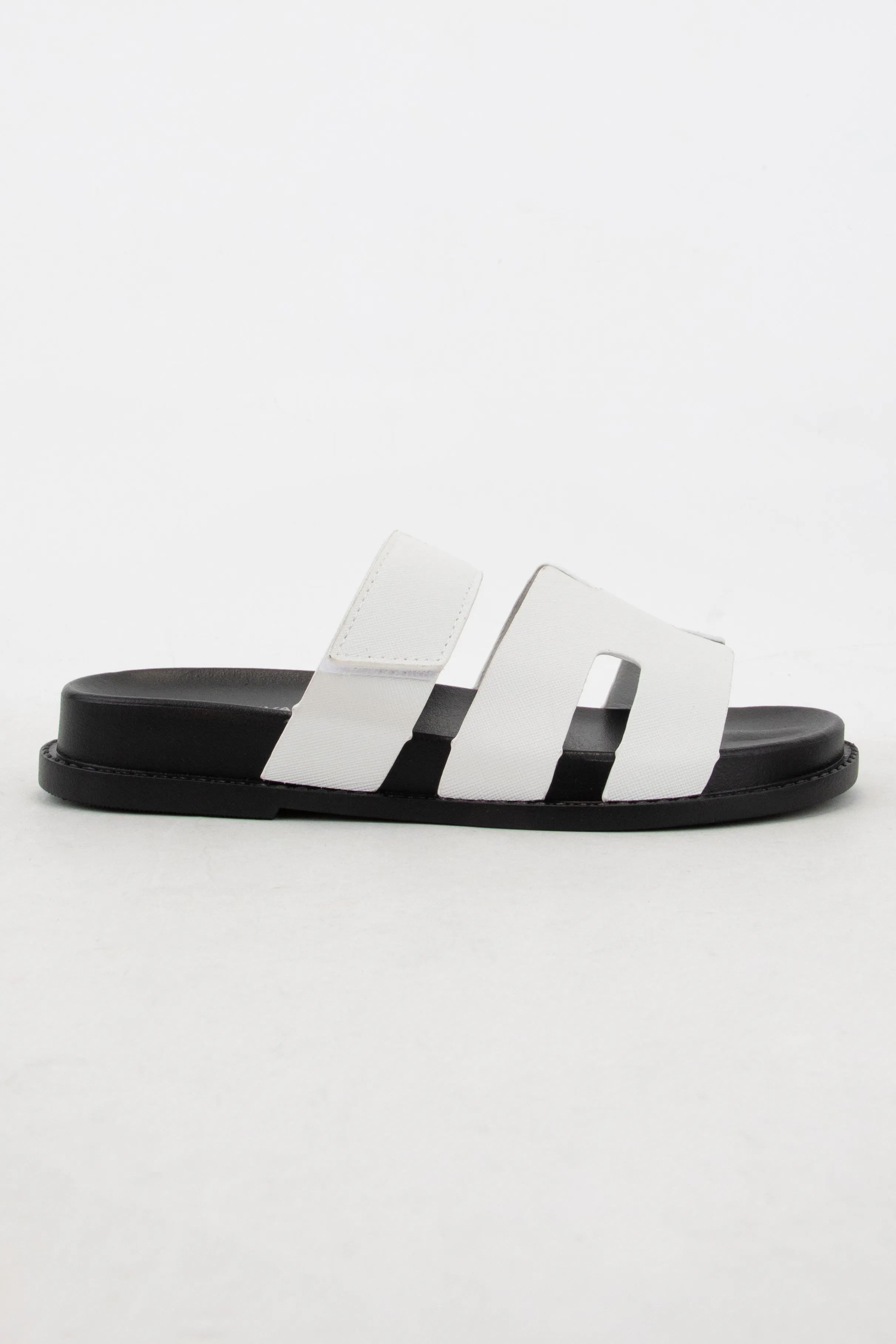 AYO-02 White Sandal Open Toe