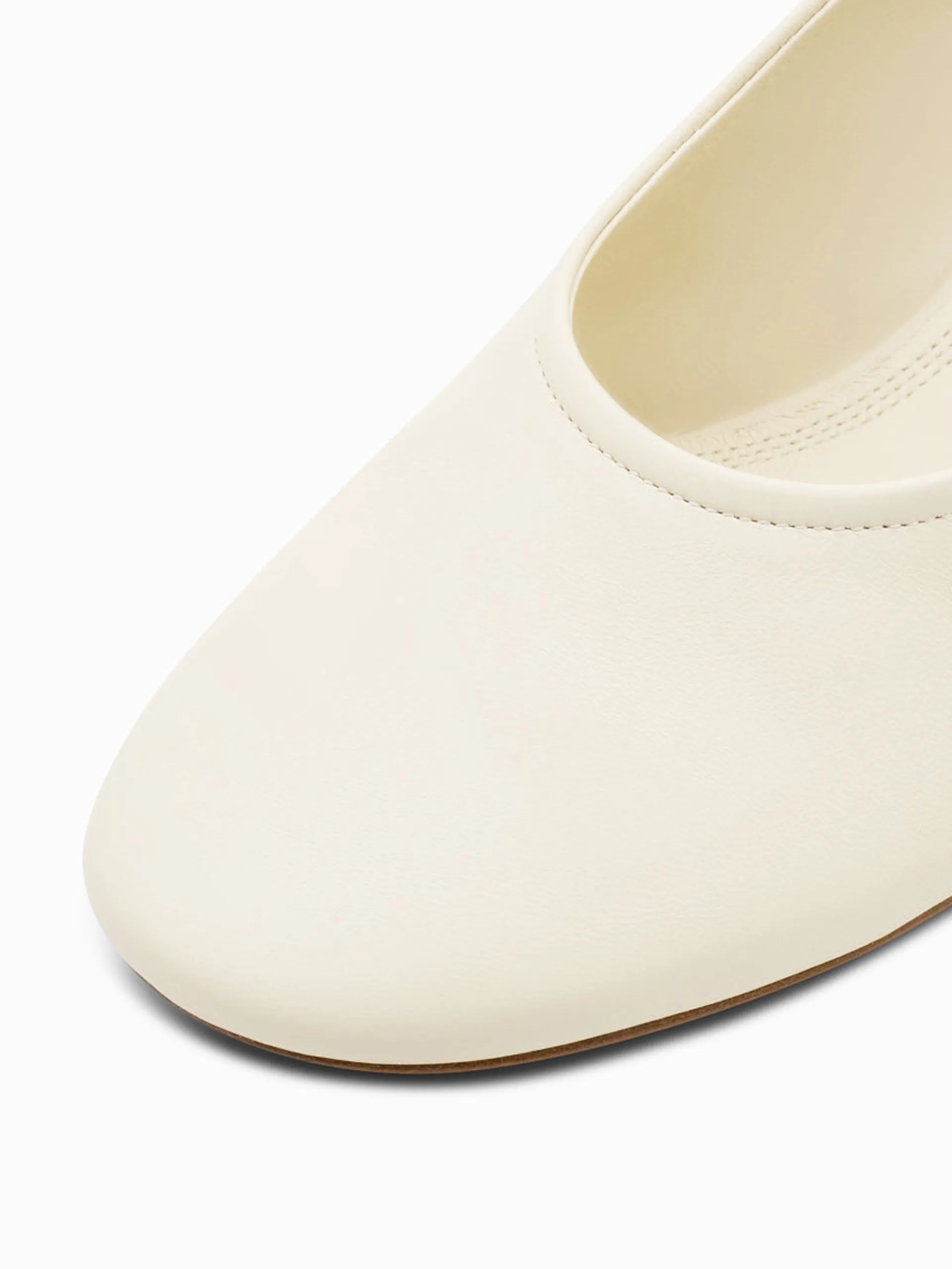 Cream Ceibo pumps